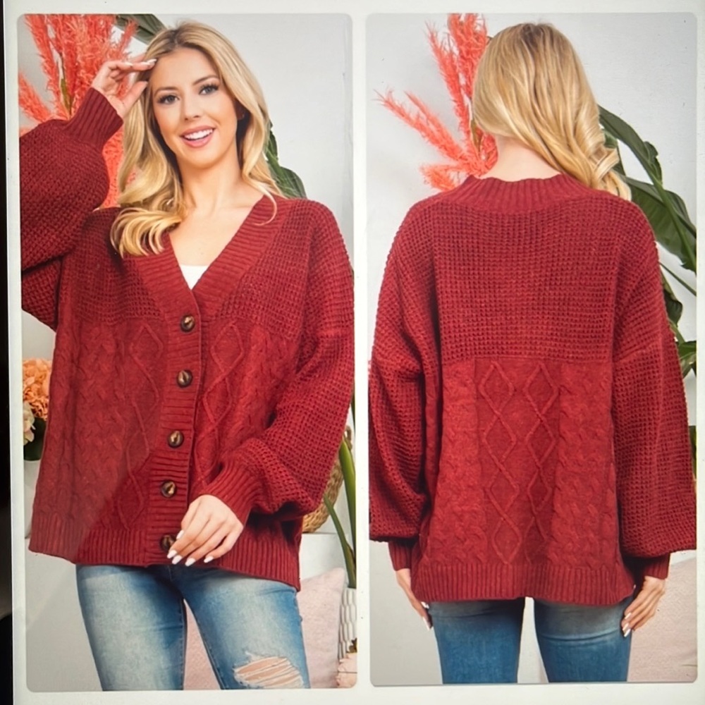 NWT 🏷️ A Girl Thing Womens Cardigan